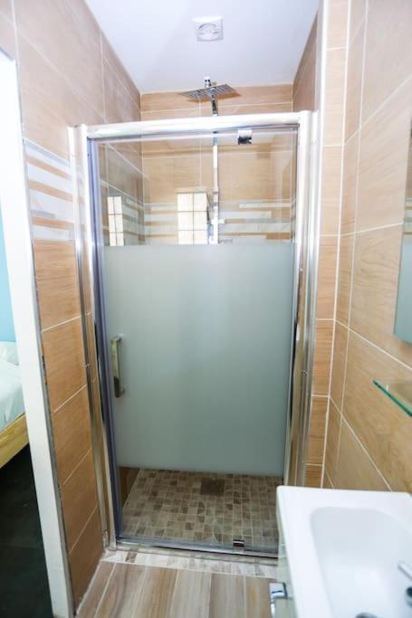 Villa F3 80 M2 Longere Plain Pied Au Centre Auxonne. Exterior foto